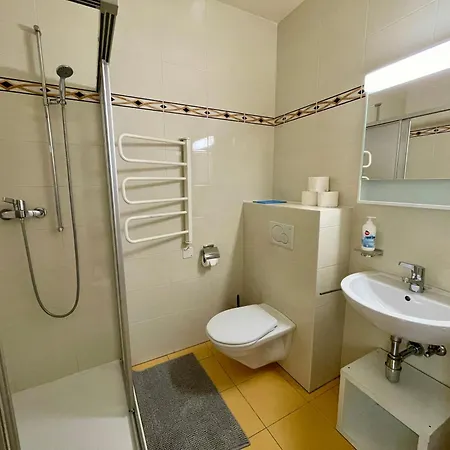 9 Minutes From Train Statio 公寓 *